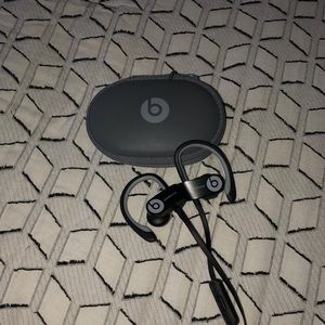 Powerbeats First generation